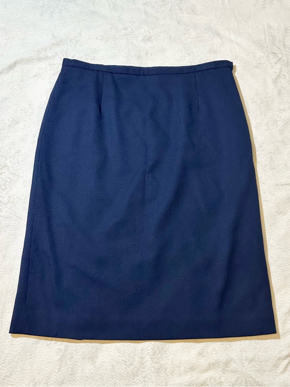 Pendleton Navy Wool Skirt Size 14 Made in USA Classic Work Pencil Skirt Vintage